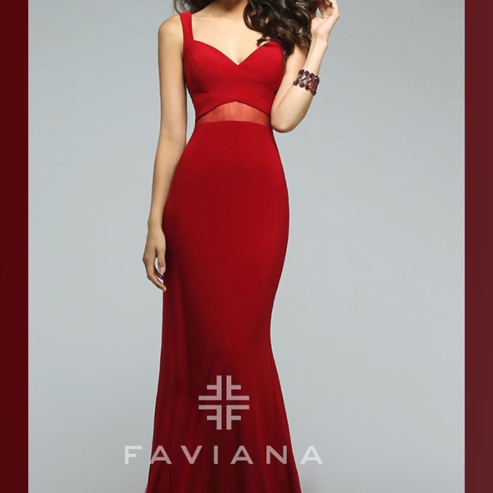 Red prom dress
