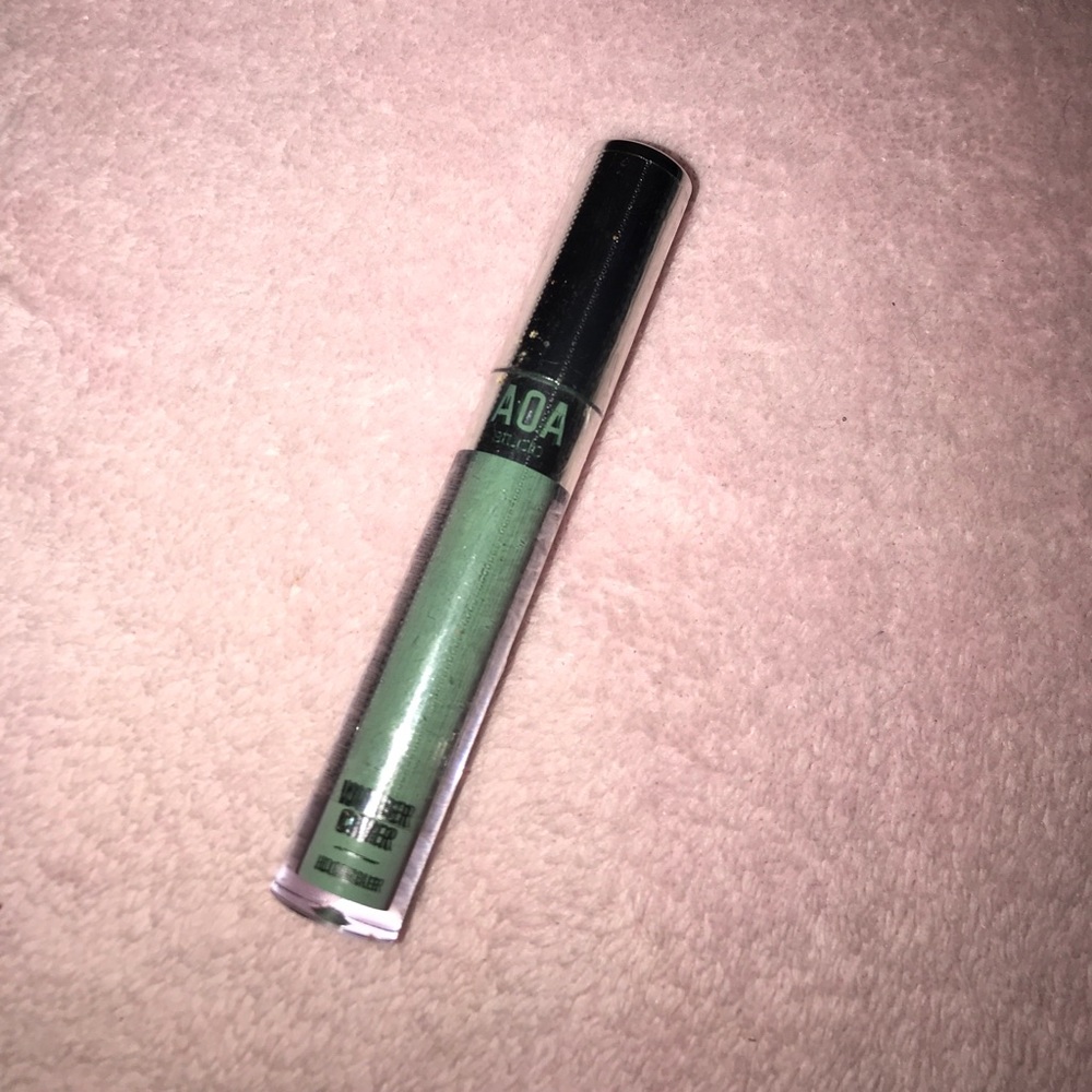 Green Color Corrector Concealer