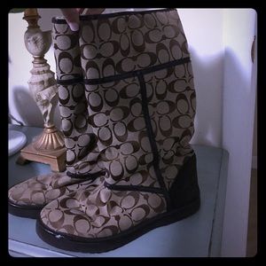Coach winter boots