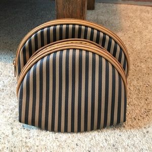 Set of two make up bags
