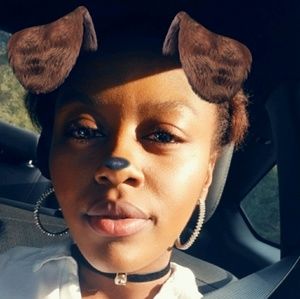 Meet your Posher, Charnese