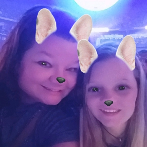 Meet your Posher, Kim - Picture 1 of 1