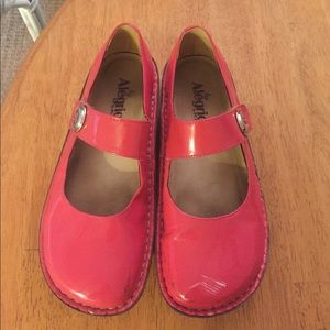 Algeria pink. Size 39