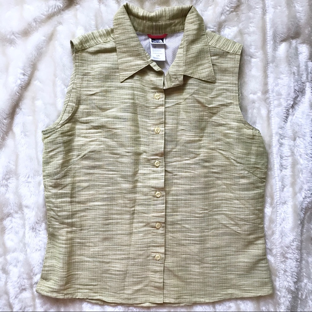 | The North Face | Sleeveless Button Down