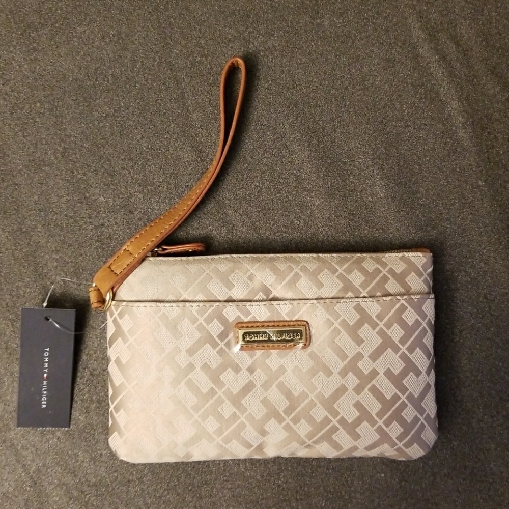 Tommy Hilfiger wristlet