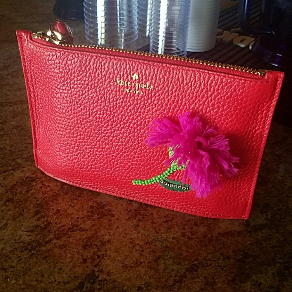 Small kate spade wristlet