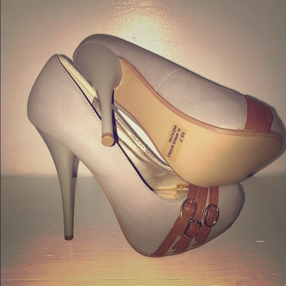 Brand new QUPID HEELS 👠!!✨✨✨ - Picture 1 of 4