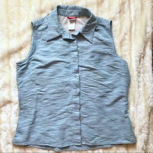 | The North Face | Sleeveless Button Down