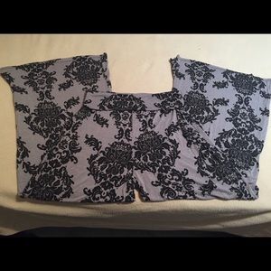 NWOT damask print palazzo pants
