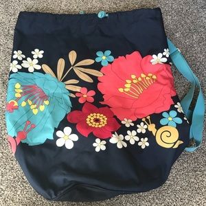 Large Vera Bradley Laundry Tote in Happy Snails