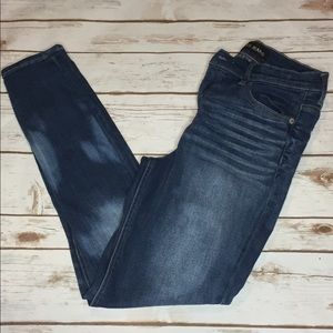 NWOT size 6 express jeans