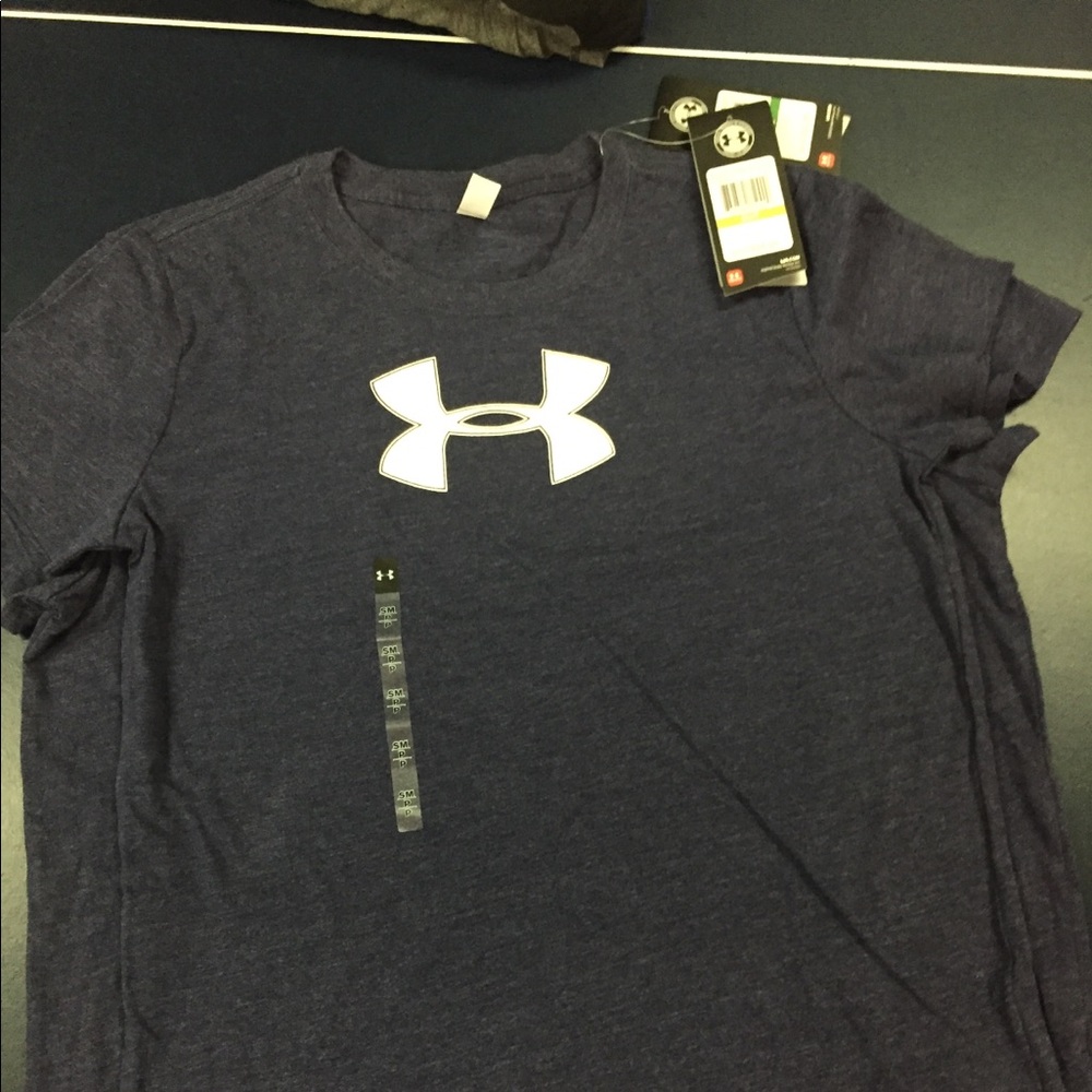 Under Armour women’s FAVORITE TEE, navy blue, NWT