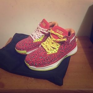 I’m selling these way of wade for $50