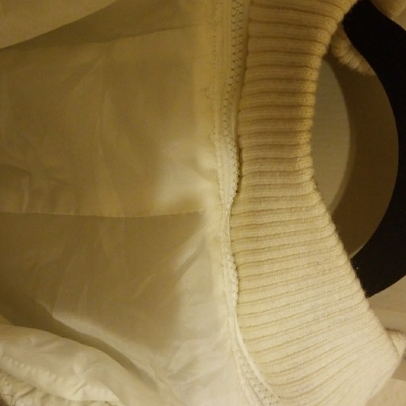 Jacket - Picture 3 of 4