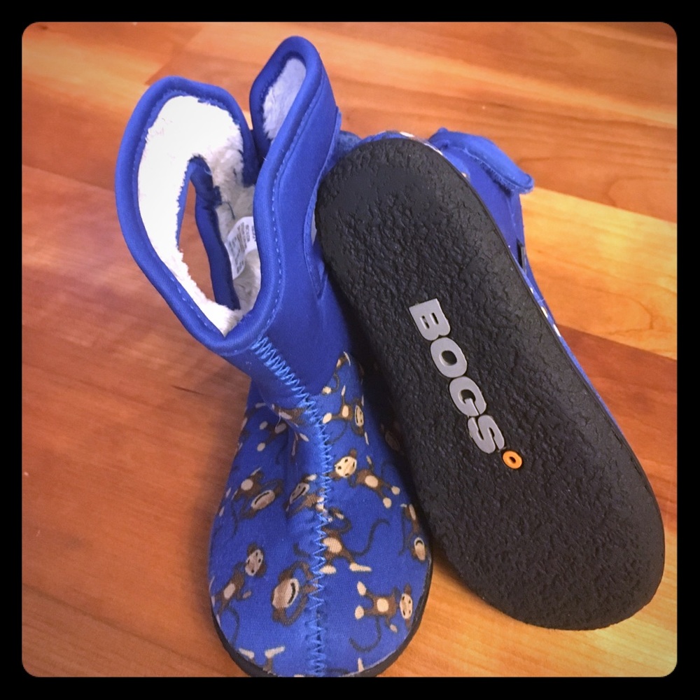 Bogs size 8 toddler