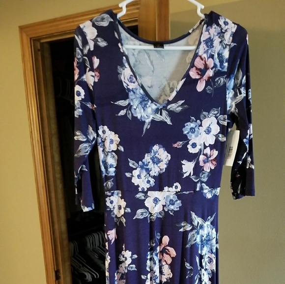 boutique maxi dress size small nwt - Picture 1 of 2