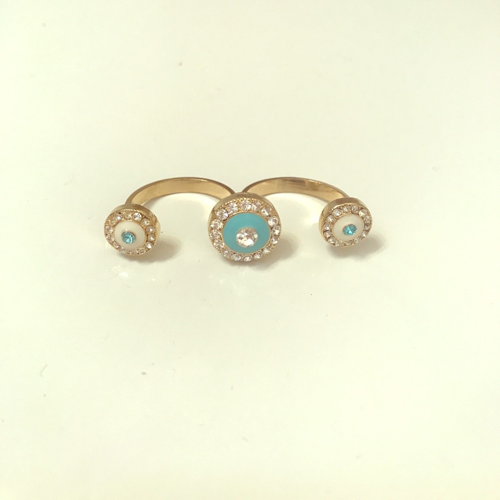2 finger ring with turq and clear rhinestones