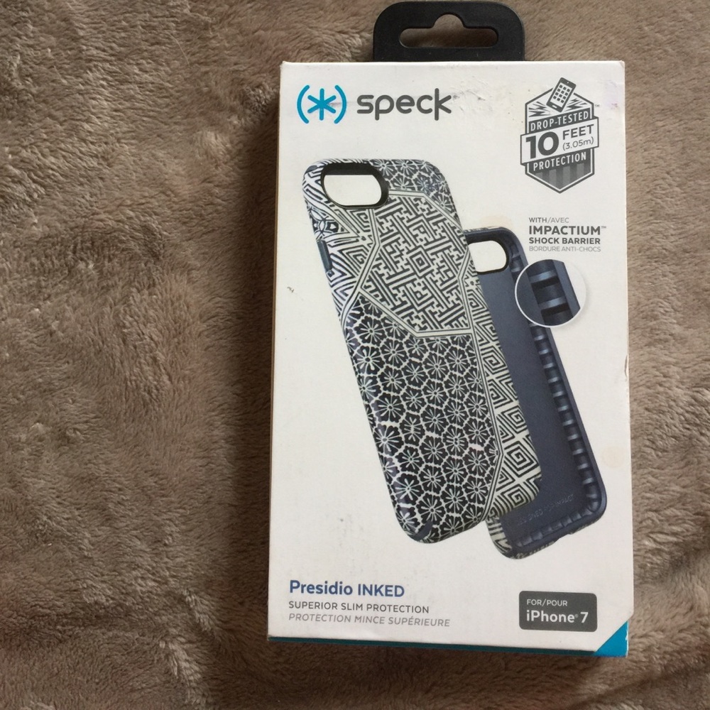 Speck presidio inked design case