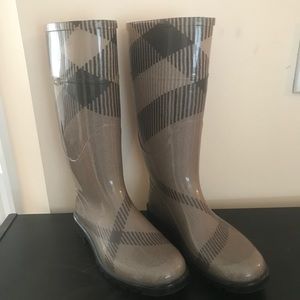 Burberry Rainboots