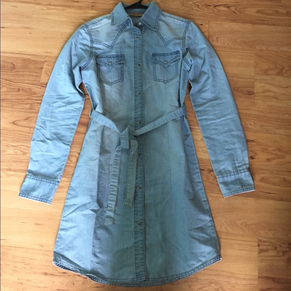 XS Wrangler Denim Dress
