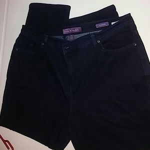 Gloria Vanderbilt jeans!!