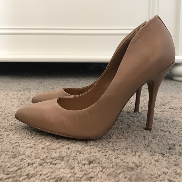 Steve Madden Galleryy Blush Nude Heels - Picture 2 of 5
