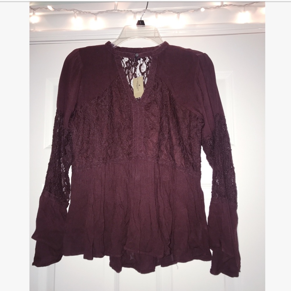 American Eagle Keyhole Lace Blouse