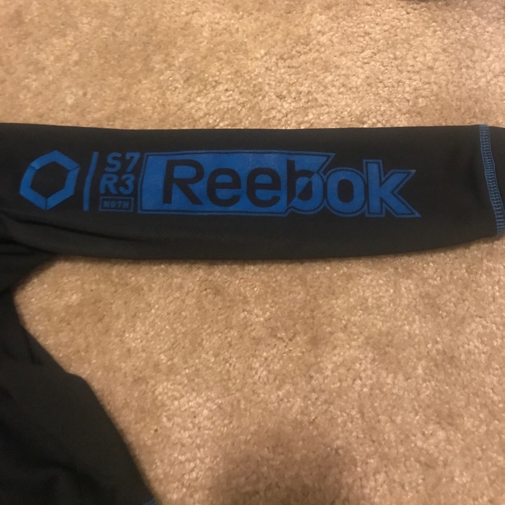 🛑🛑Reebok Jacket🛑🛑 - Picture 3 of 4