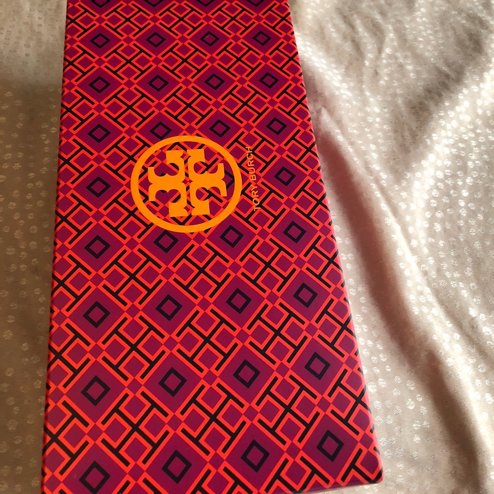 Tory Burch empty shoe box! 📦