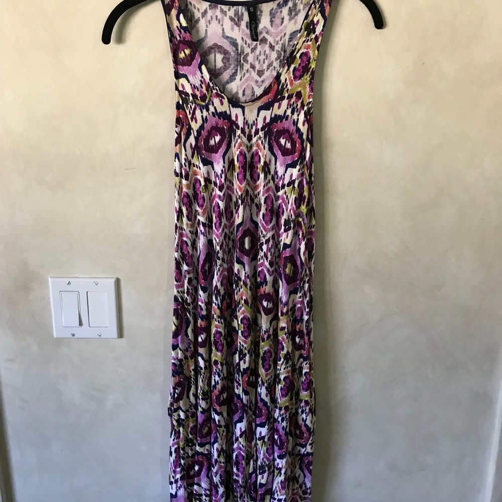 Sleeveless print dress