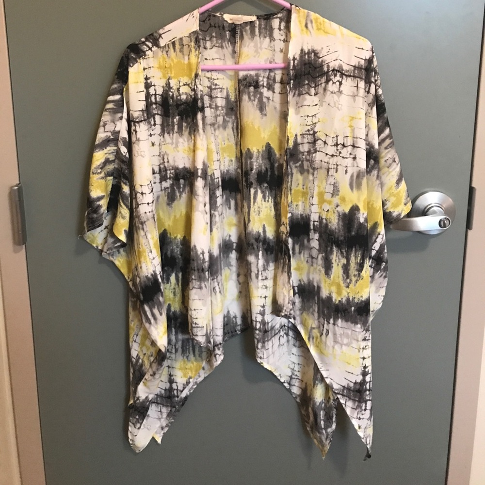 Tie dye size large kimono. Great condition!