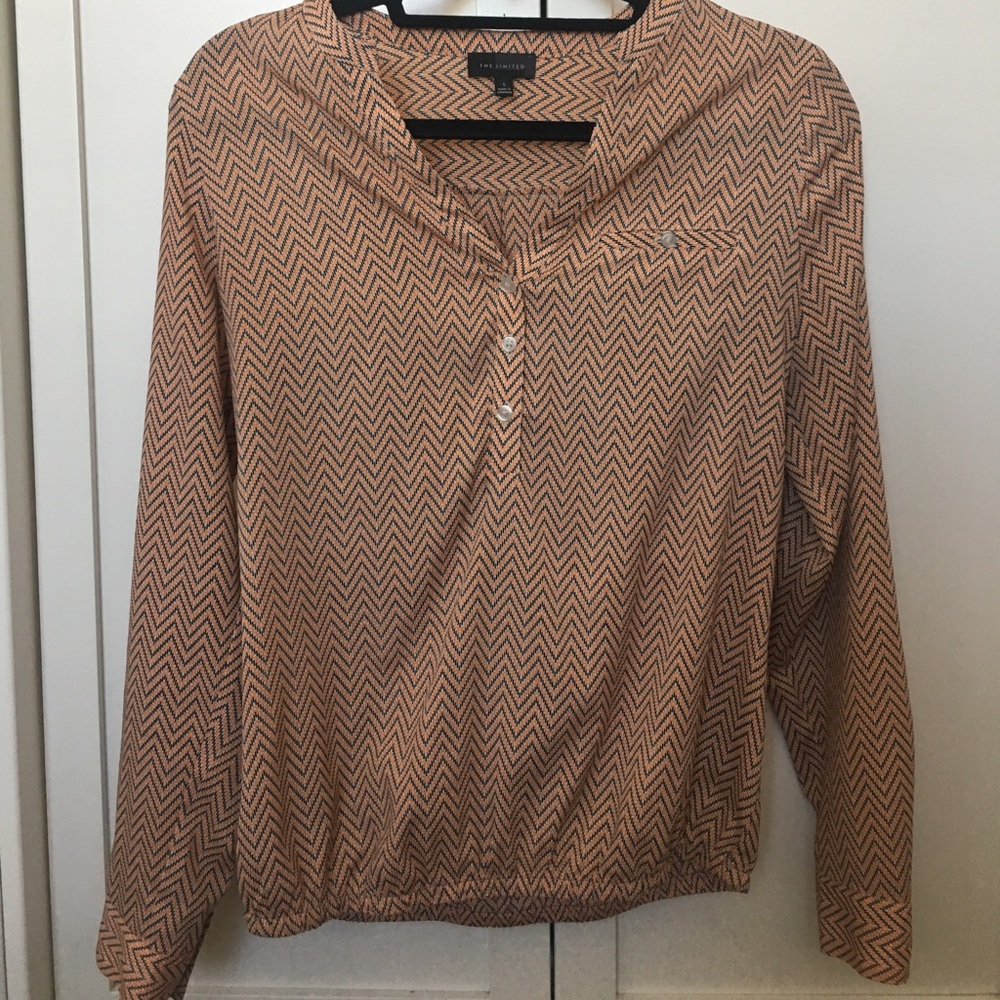 Zigzag orange and navy blue blouse