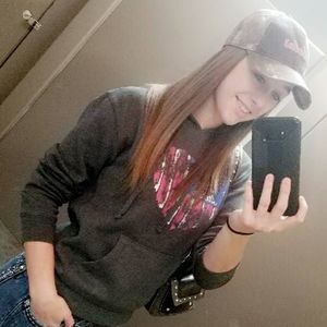 Meet your Posher, Monica