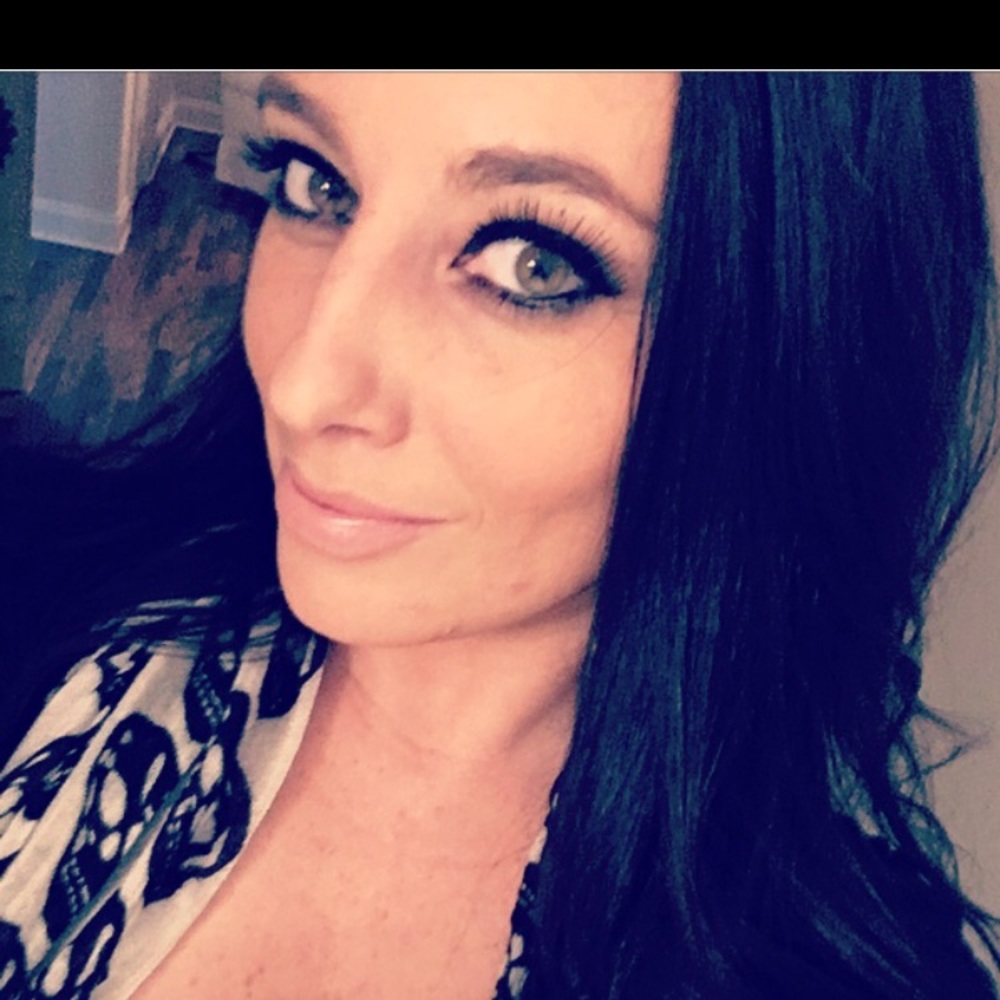 Meet your Posher, Jil