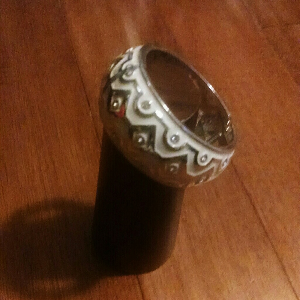 Metal bracelet
