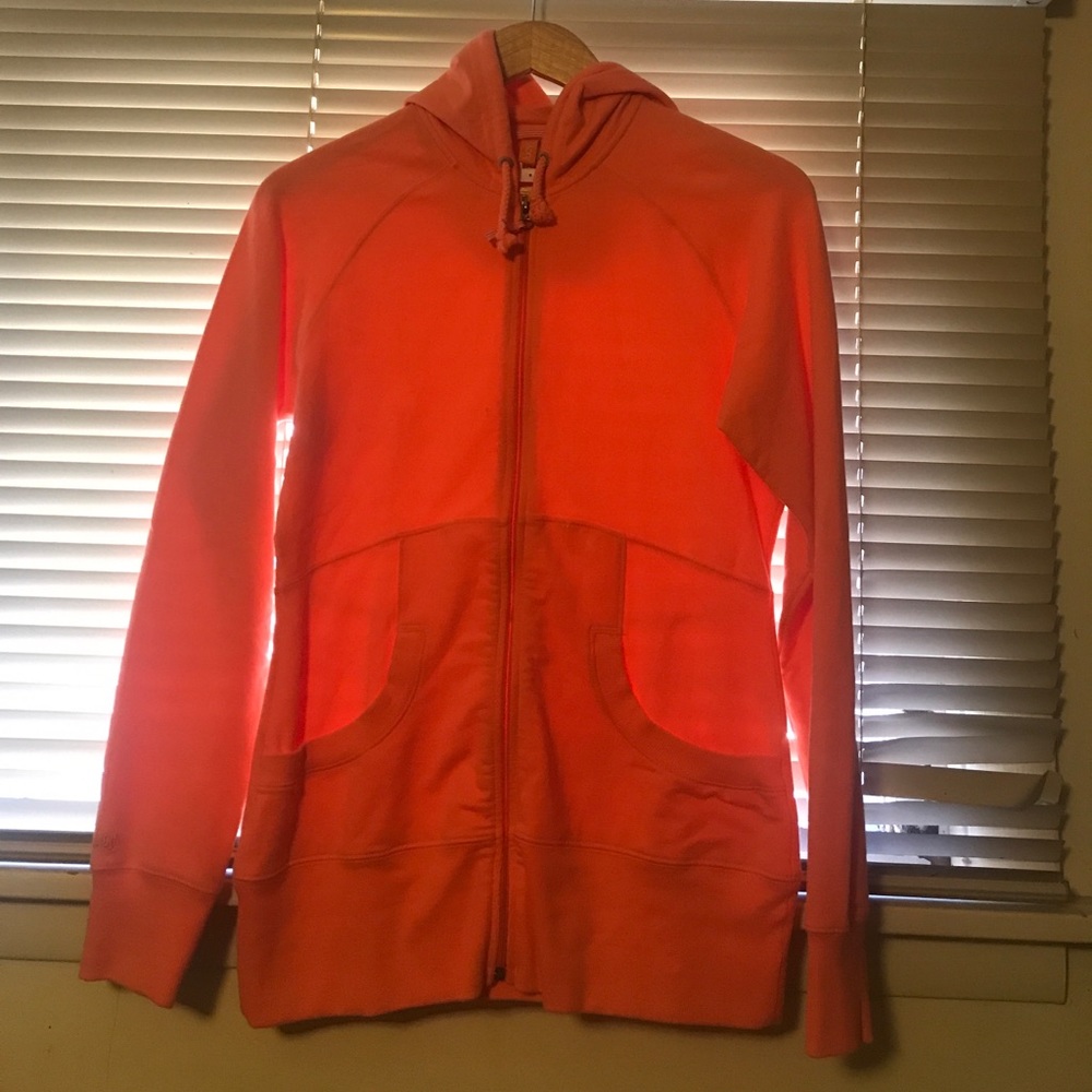 Lucy peach zip up