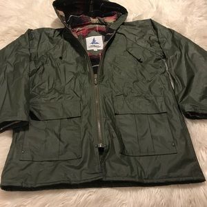 Fatigue green rain coat with plaid liner