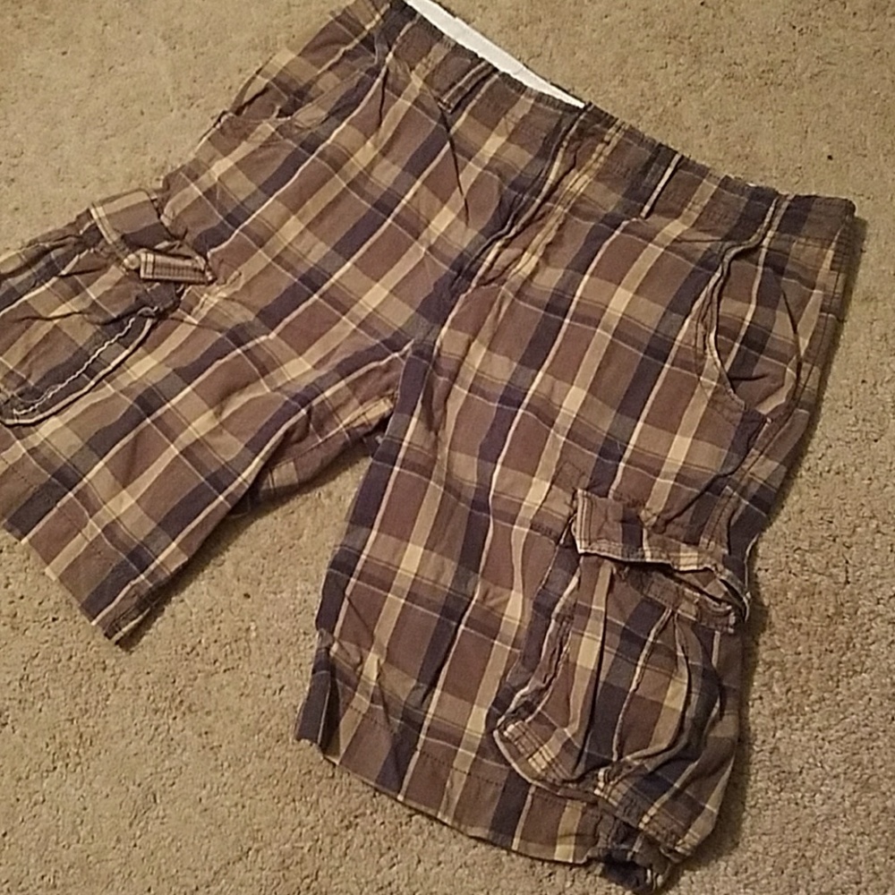 Urban Pipeline stripes cargo shorts