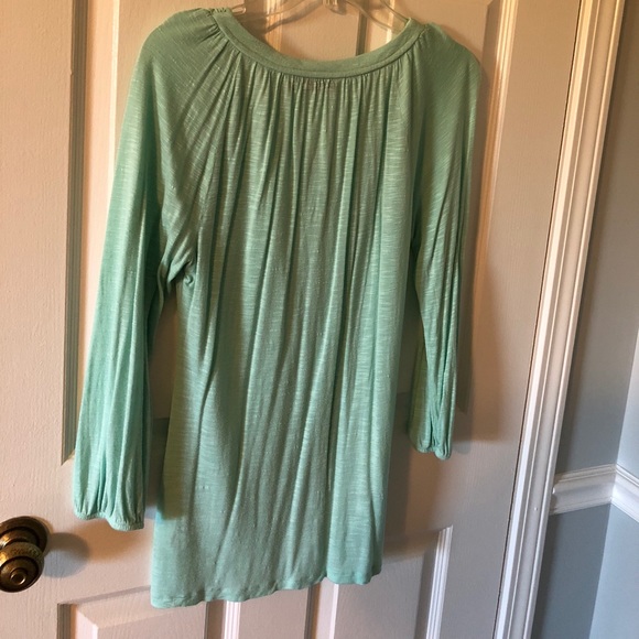 Flowy Blouse - Picture 3 of 3