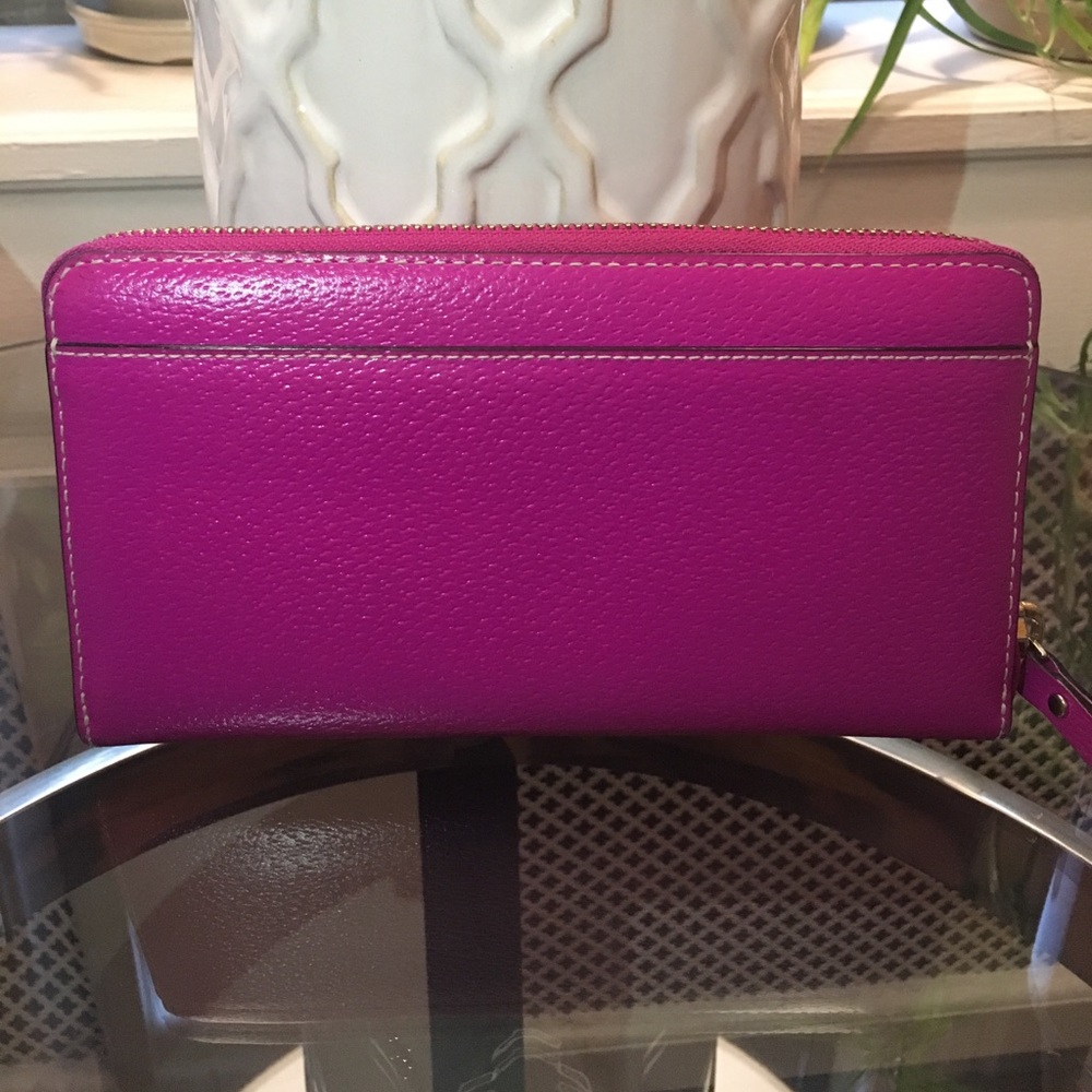 Kate Spade Wallet - Picture 2 of 3