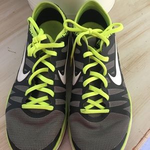 Neon yellows, black and Gray size 9 nikes.