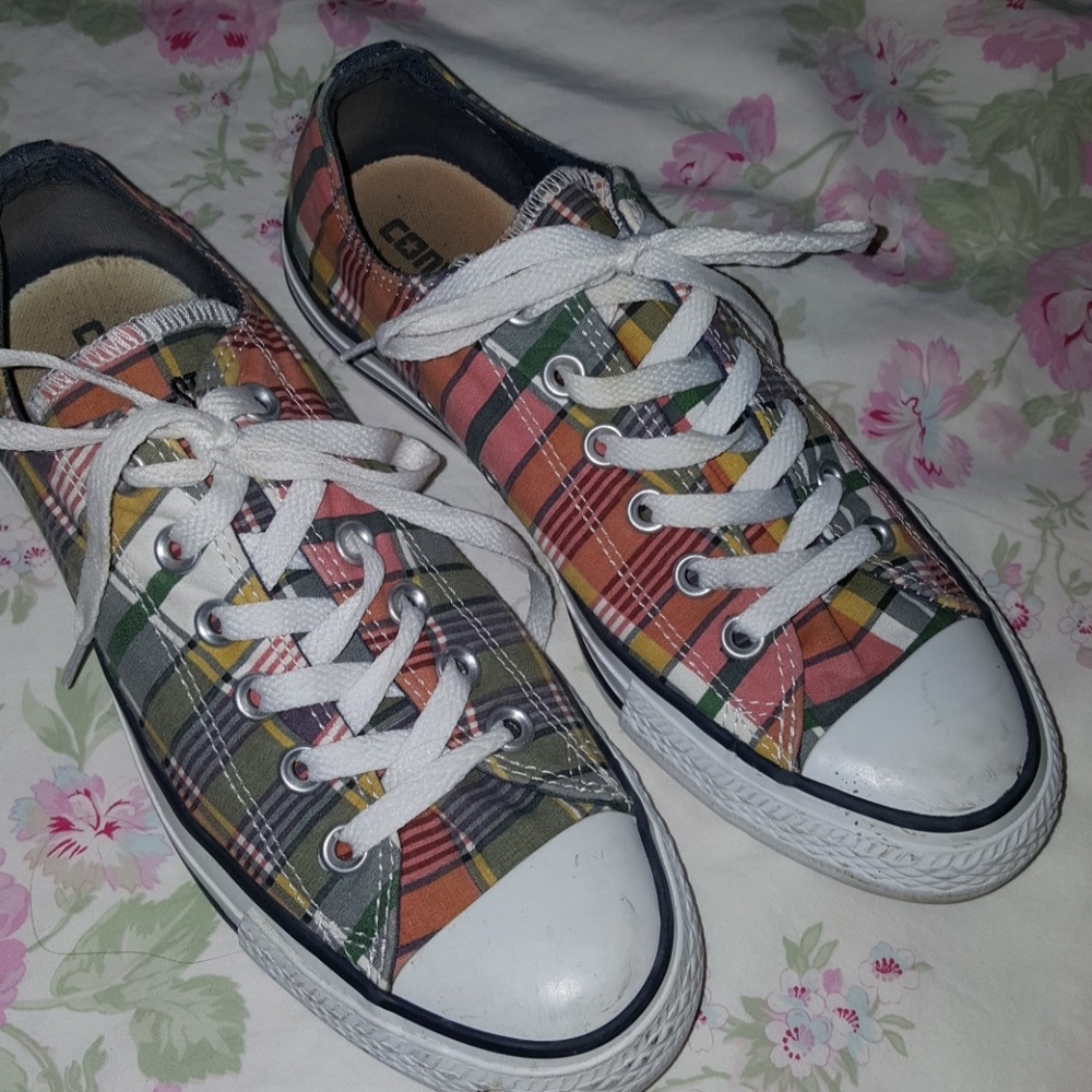 Plaid Converse