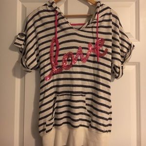 Medium Girls shirt size 7-9