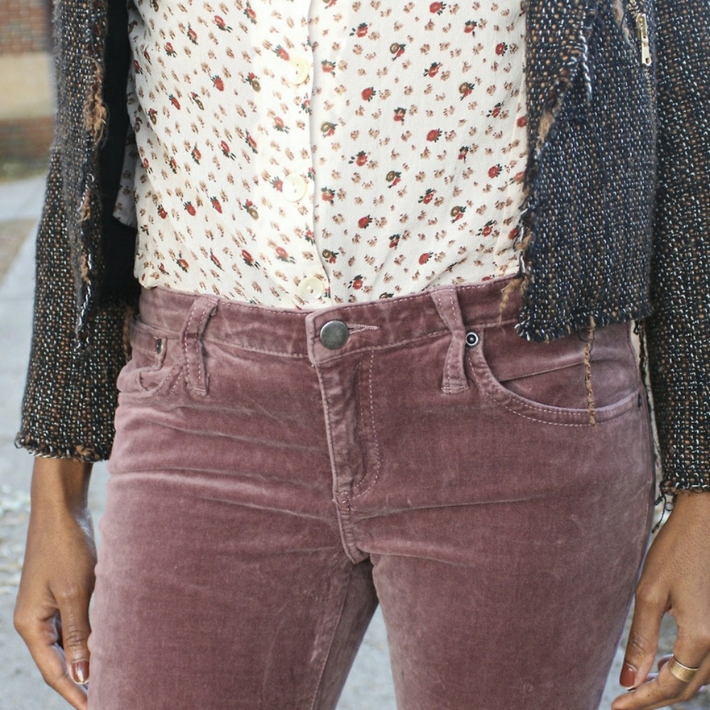 Pink pants sz 4 fits like 5 or 6