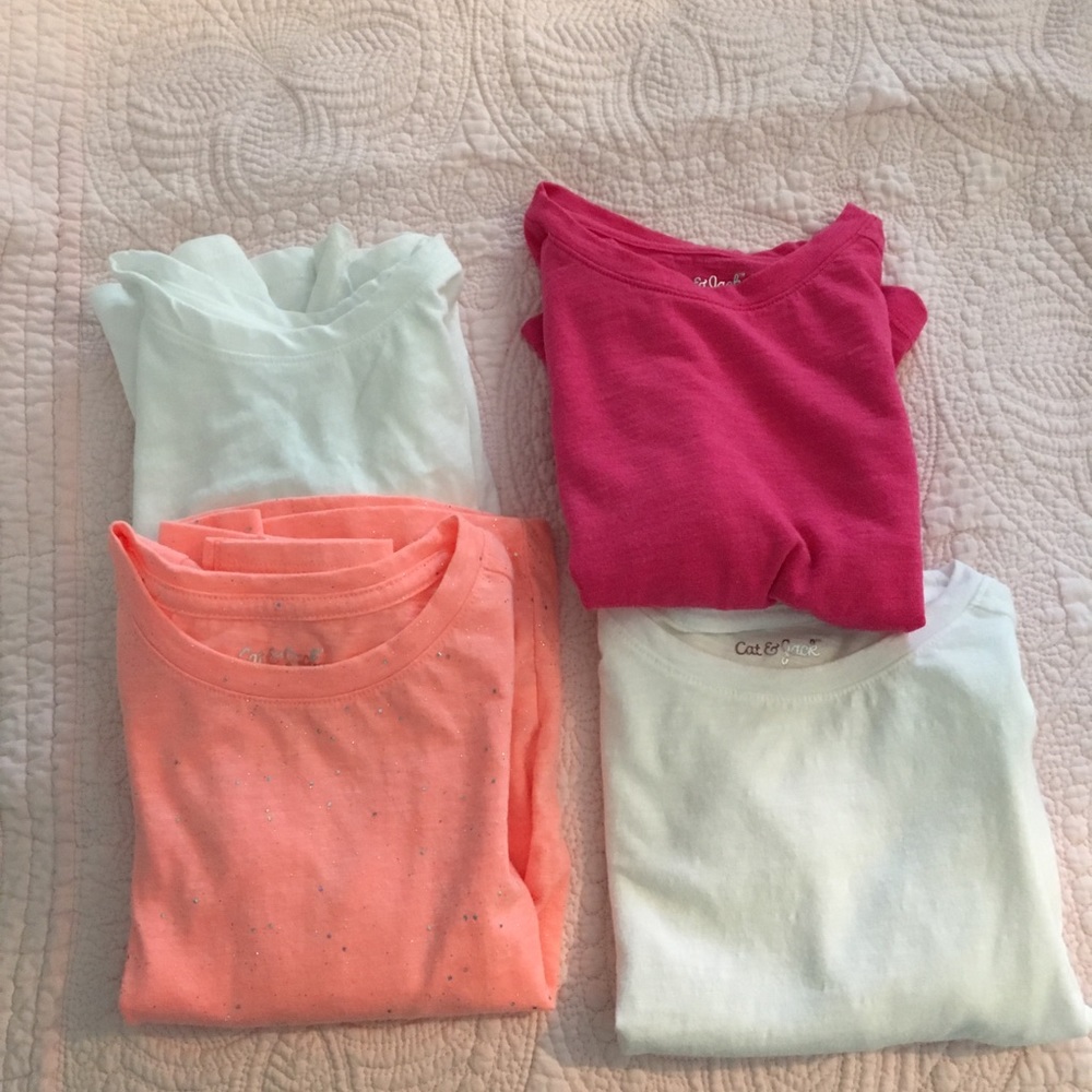 FOUR cat and jack targeting sleeve t shirts (XS)