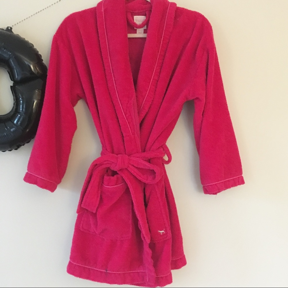 TAKING OFFERS VS PINK Bathrobe