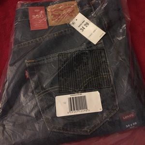Men’s Levi’s Relaxed Jeans. 34W 29L