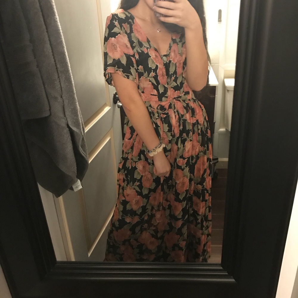 Floral chiffon maxi dress