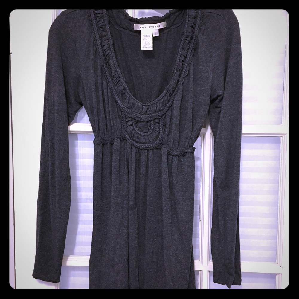 Long sleeve grey dress