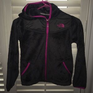 Hooded fuzzy north face jacket